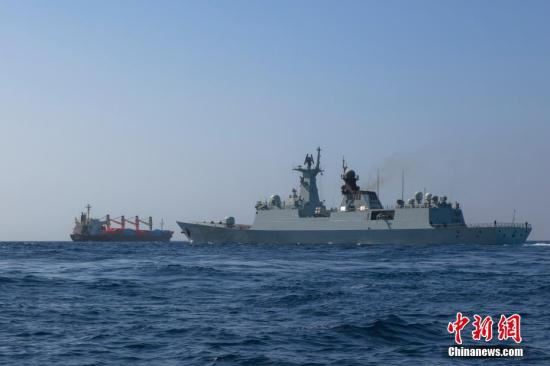 中国海军第25批护航编队衡阳舰查证驱离海盗